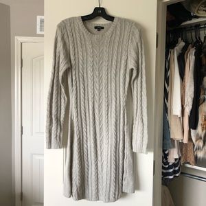 VeryJ Grey long sleeve sweater dress size small